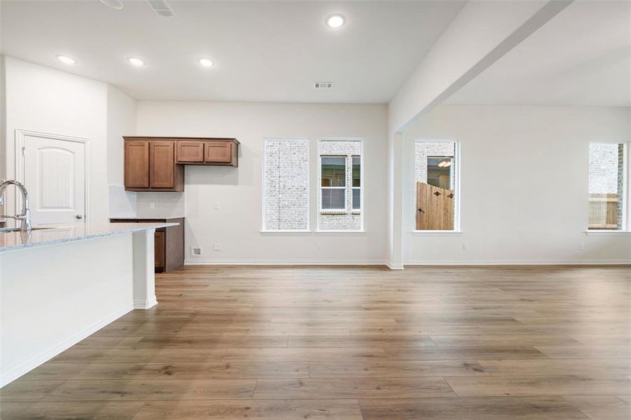 Spacious, unfurnished interior of a new home in Liberty Pointe, Gainesville (Image 34). Spacious, unfurnished interior of a new home in Liberty Pointe, Gainesville (Image 34).