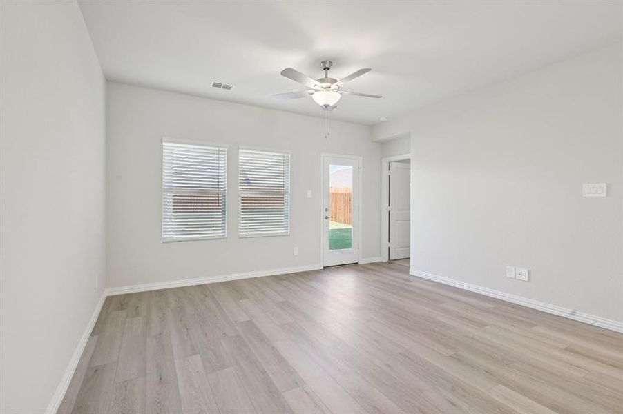 Photo is not of the actual home, but is an inspirational photo of builder’s model home and may depict options, furnishings, and/or decorator features that are not included.