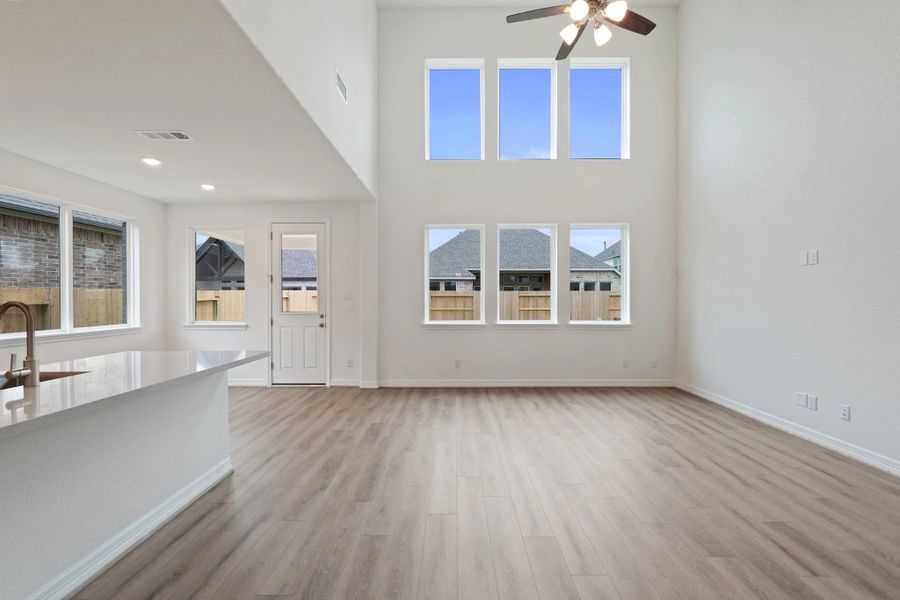 Sample product photo. Actual exterior and interior selections may vary by homesite. Photo may be virtually staged.