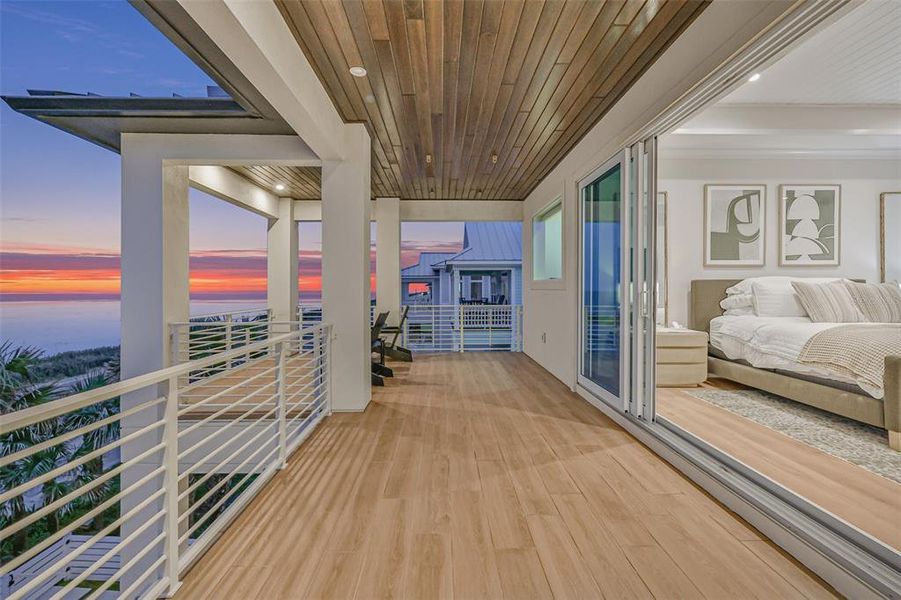 Exterior details and patio area of a home in , Flagler Beach (Image 36).