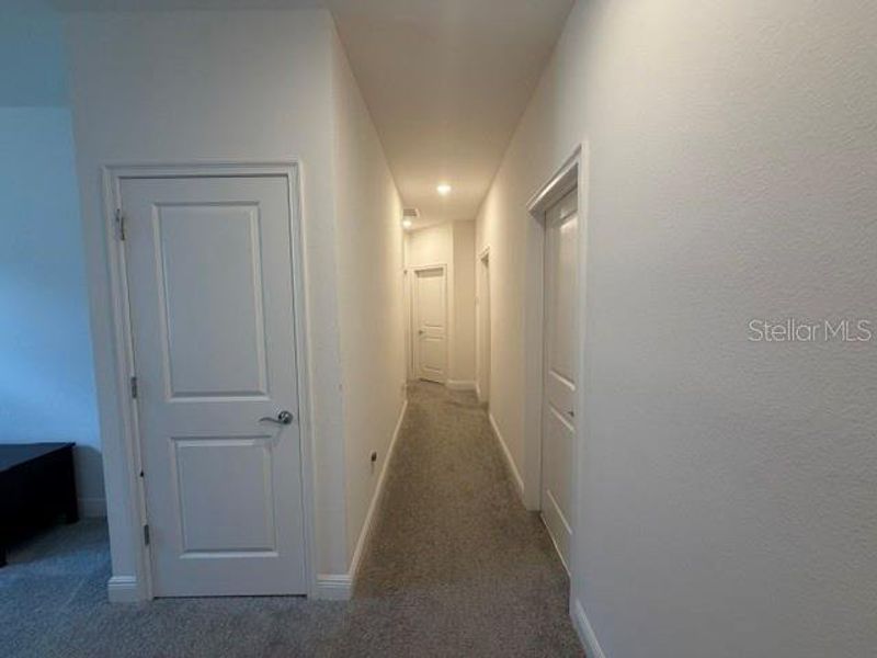Spacious, unfurnished interior of a new home in , St. Cloud (Image 19).