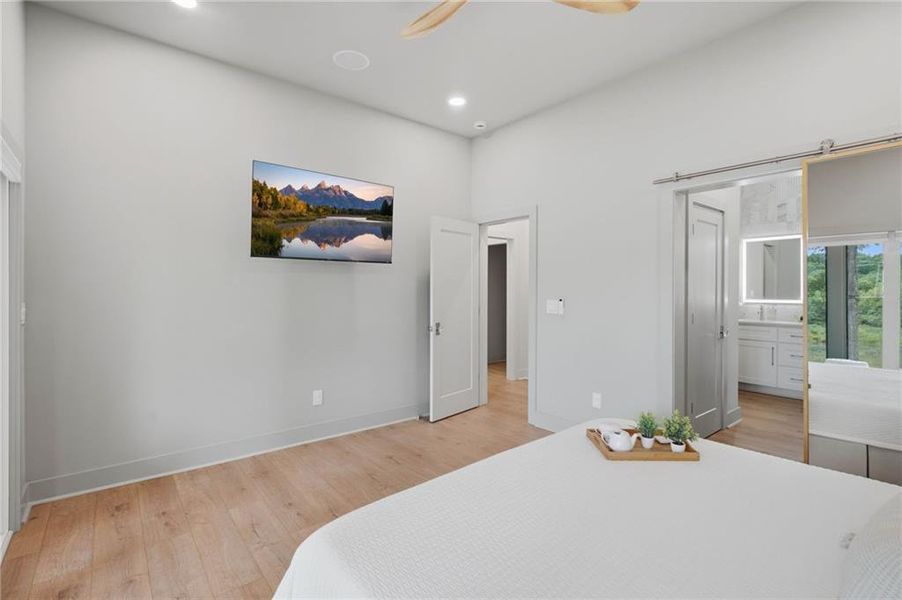 Furnished interior view inside a new home in , Eatonton (Image 14).