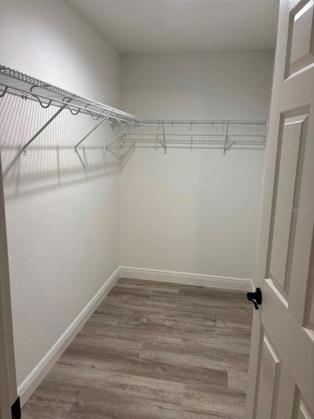 Spacious, unfurnished interior of a new home in , Dunnellon (Image 14).