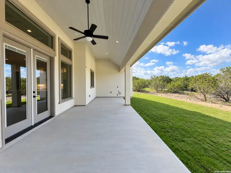 Exterior details and patio area of a home in , Canyon Lake (Image 4).