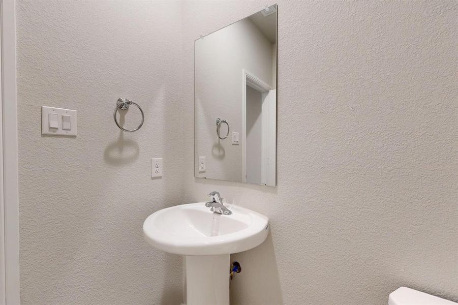 Image 40 of a home in Forest Park. Image 40 of a home in Forest Park.