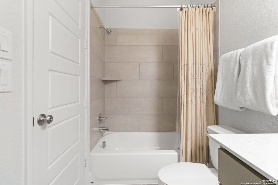 Image 28 of a home in Alsatian Oaks 50'. Image 28 of a home in Alsatian Oaks 50'.