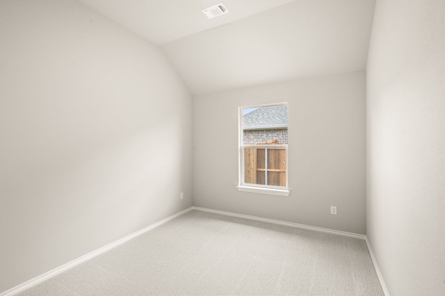Spacious, unfurnished interior of a new home in Hunters Ridge, Crowley (Image 22).