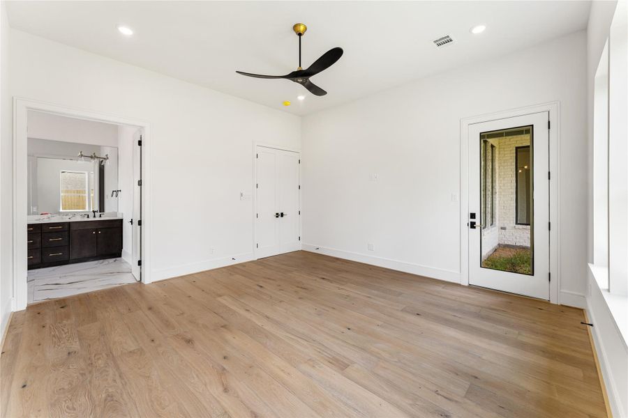 PRIMARY BEDROOM PRIMARY BEDROOM