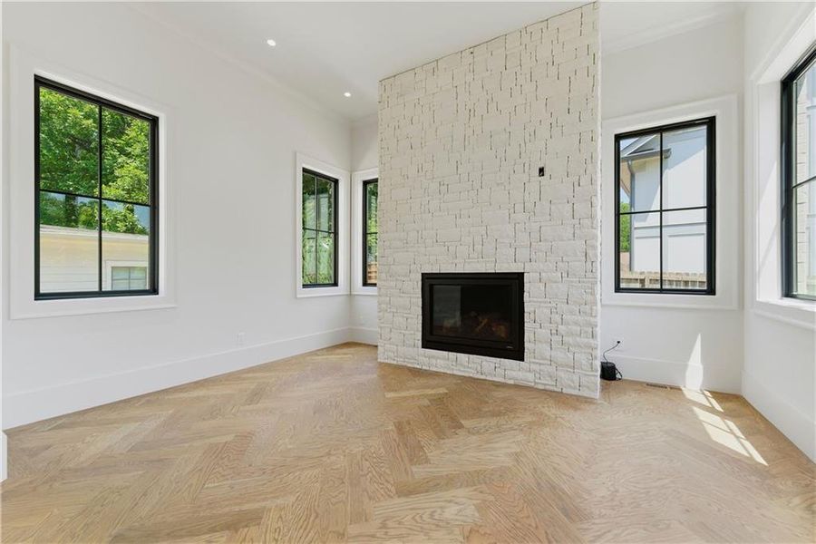 Image 58 of a home in .