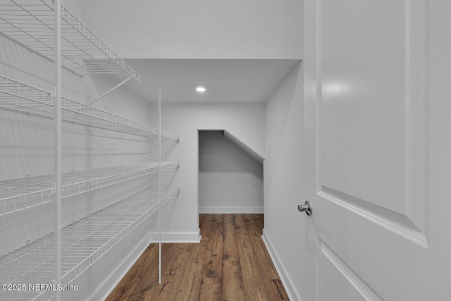 Spacious, unfurnished interior of a new home in Creighton Pointe, Fleming Island (Image 39).