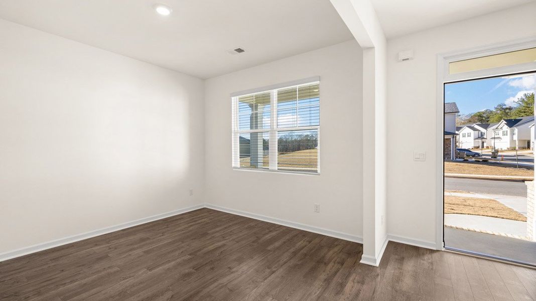 Spacious, unfurnished interior of a new home in Captain's Corner, Grovetown (Image 32).