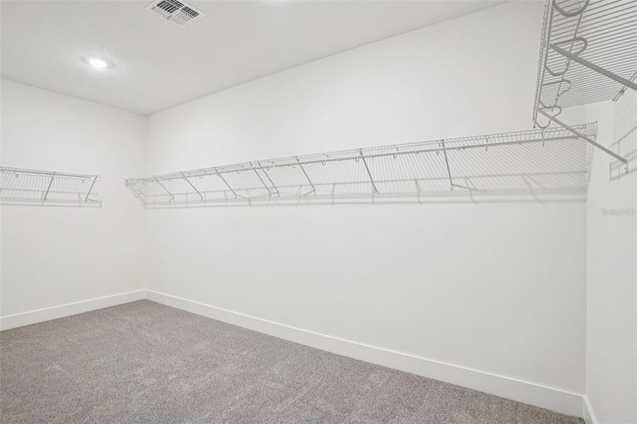 Spacious, unfurnished interior of a new home in Ridgehaven - Signature Series, Ormond Beach (Image 43).