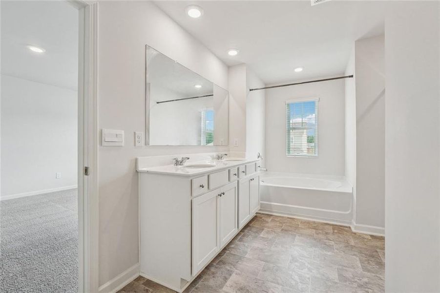 Furnished interior view inside a new home in , Dallas (Image 16).