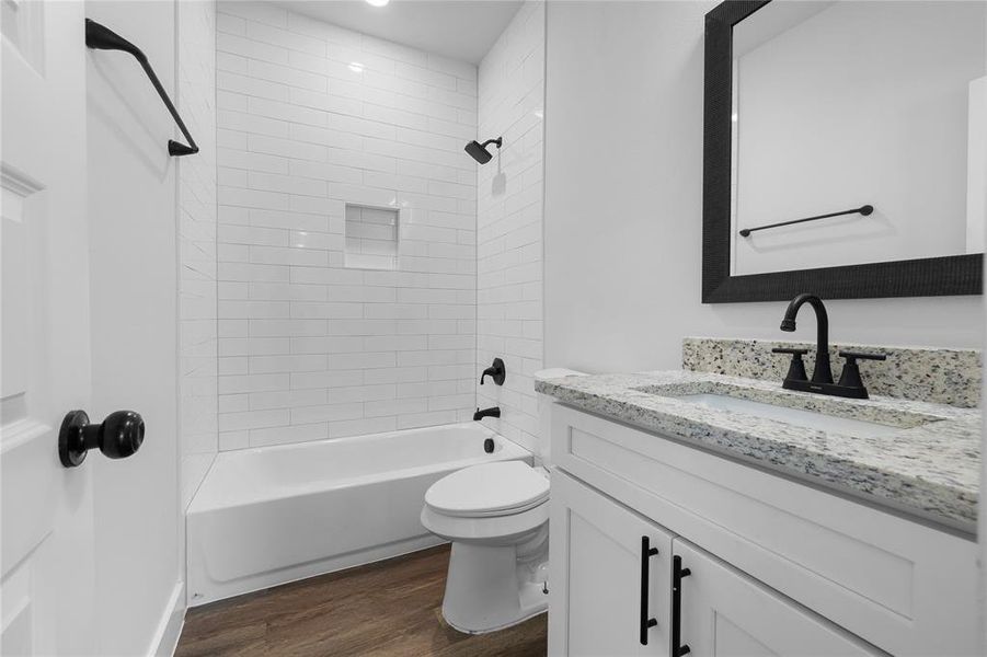 Furnished interior view inside a new home in , Mabank (Image 7). Furnished interior view inside a new home in , Mabank (Image 7).