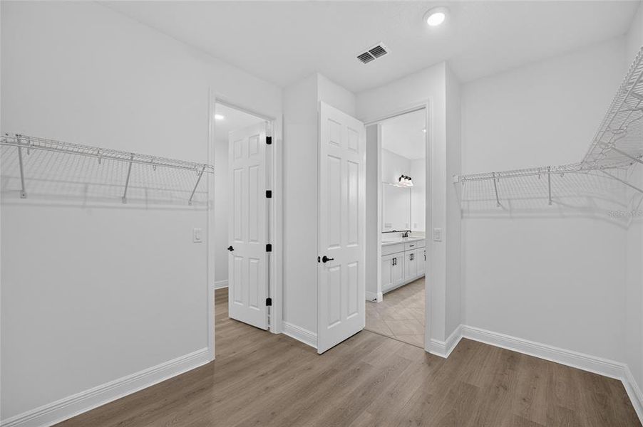 Spacious, unfurnished interior of a new home in , Ocala (Image 53).