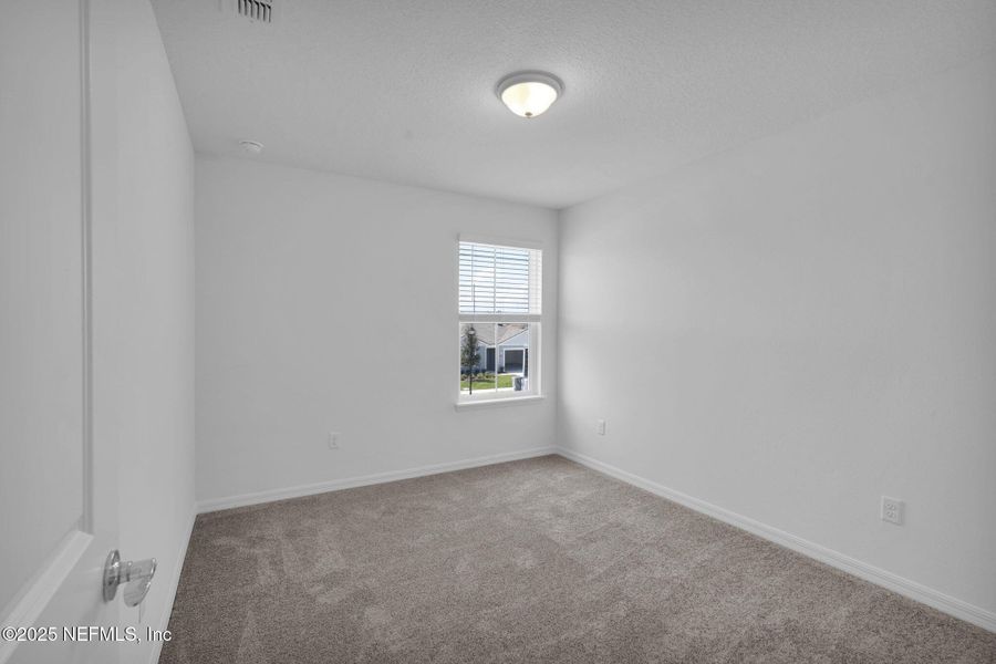 Spacious, unfurnished interior of a new home in Wells Landing, Jacksonville (Image 9).