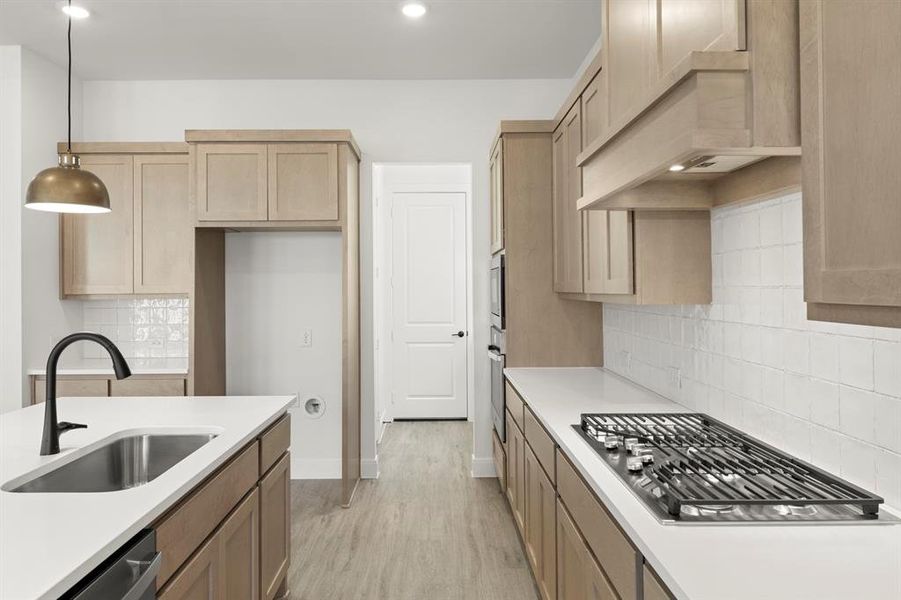 12. 605 Bunchberry - Kitchen (3)