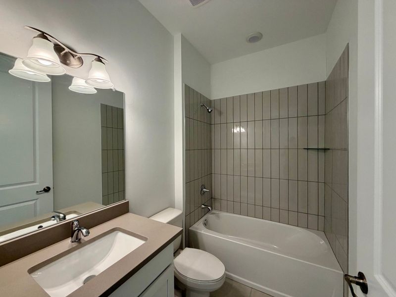 Representative furnished interior of a home built from the Juno by William Ryan Homes in The Sanctuary – Resort Collection, Punta Gorda (Image 14).