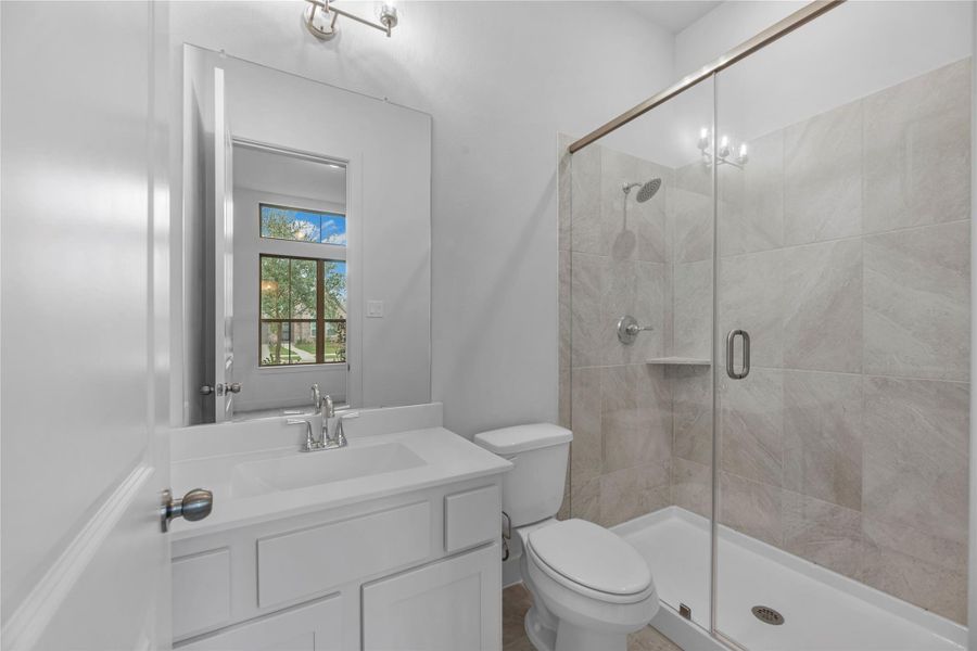 Representative image. Features, specifications, selections and colors may vary.