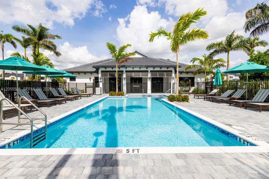 Community amenities in , Dania Beach (Image 11). Community amenities in , Dania Beach (Image 11).
