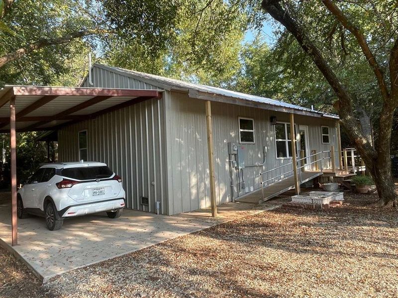 Image 28 of a home in .