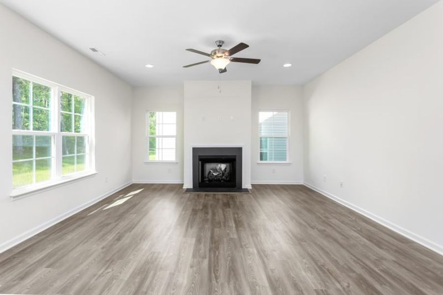 Spacious, unfurnished interior of a new home in Avondale, Greensboro (Image 28). Spacious, unfurnished interior of a new home in Avondale, Greensboro (Image 28).