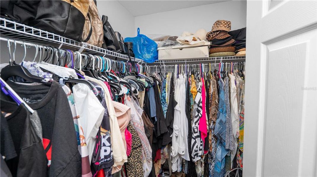 Close-up of interior finishes inside a home in , Lake Wales (Image 21).