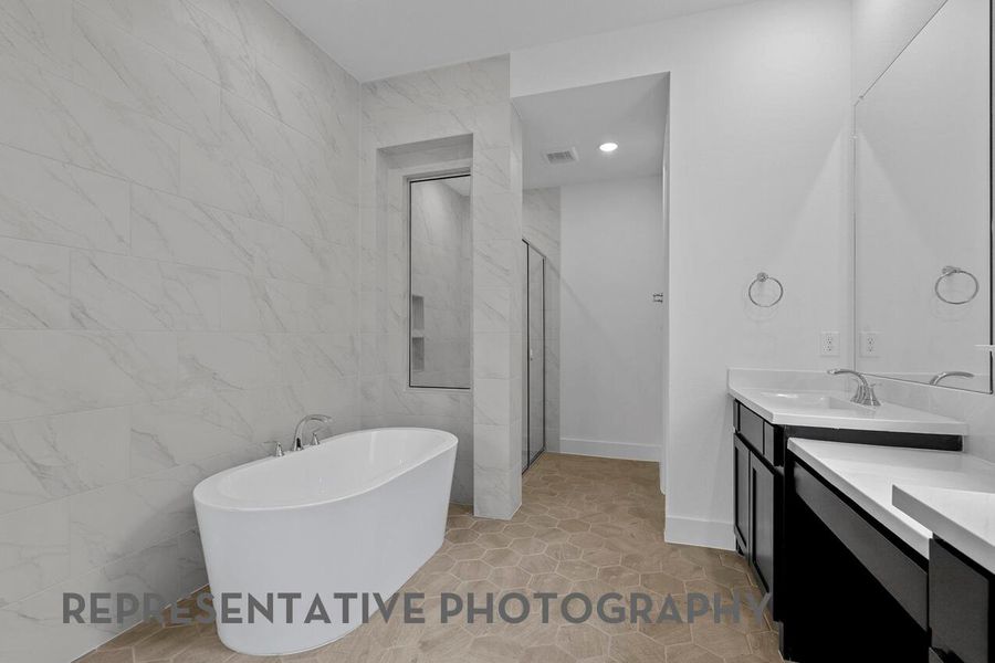 Furnished interior view inside a new home in Parkside On The River, Georgetown (Image 4).