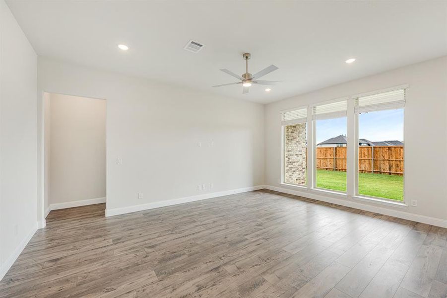 Spacious, unfurnished interior of a new home in ArrowBrooke Classic 50, Aubrey (Image 28).