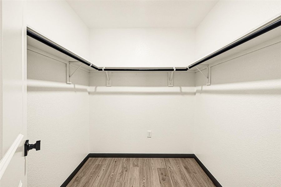 Spacious, unfurnished interior of a new home in , Cleveland (Image 11).