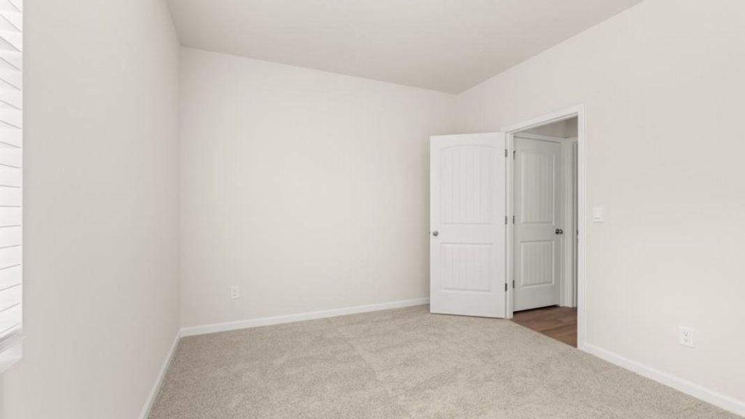 Spacious, unfurnished interior of a new home in Pointe Park, Union City (Image 21).