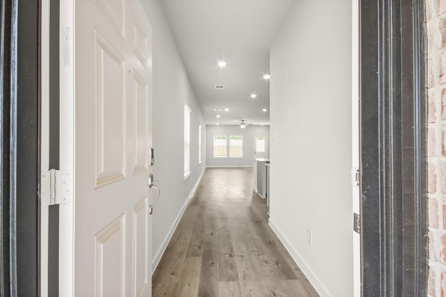 Spacious, unfurnished interior of a new home in Maple Woods, Hockley (Image 7).