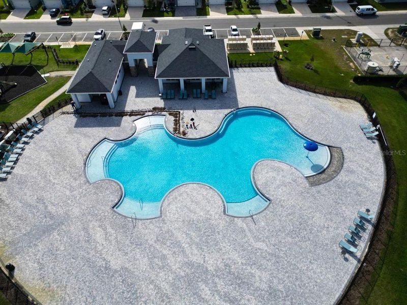 Community amenities in Cascades, Davenport (Image 34). Community amenities in Cascades, Davenport (Image 34).