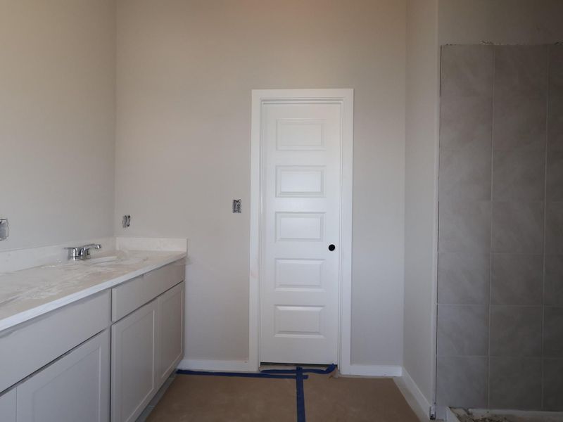 Image 18 of a home in Heritage. Image 18 of a home in Heritage.