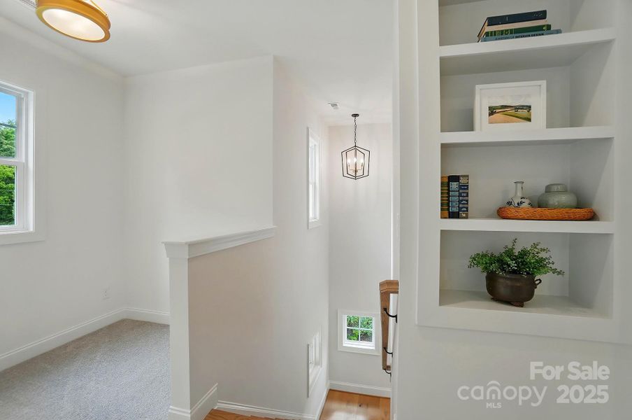 Loft-Upper Level Loft-Upper Level