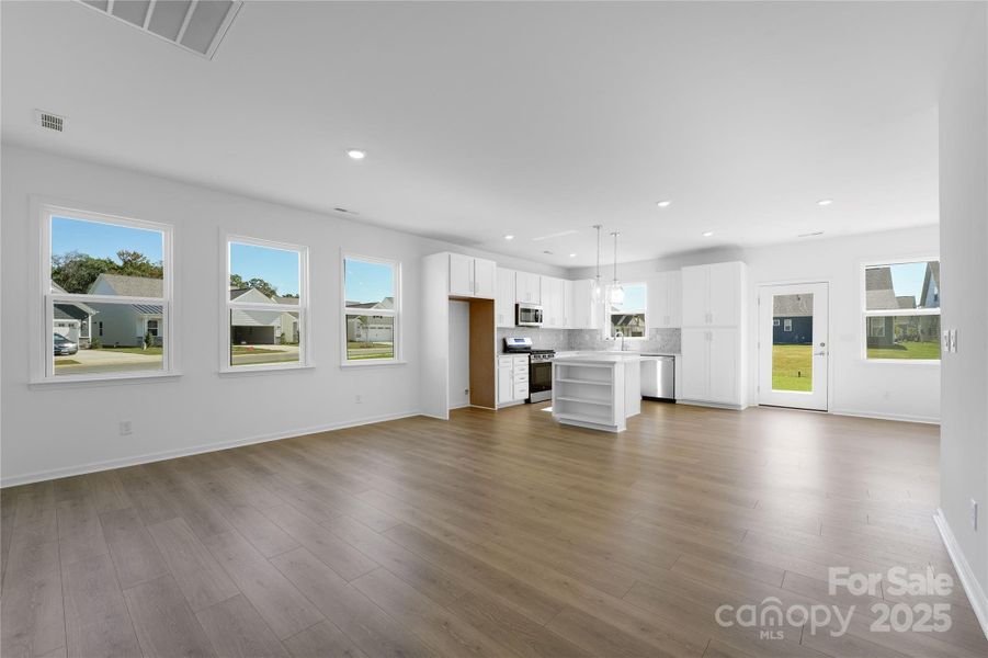 468 Sunharvest Lane ~ Ready Now 468 Sunharvest Lane ~ Ready Now