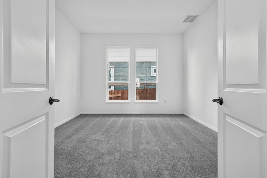 Spacious, unfurnished interior of a new home in Silverleaf, Cedar Creek (Image 25). Spacious, unfurnished interior of a new home in Silverleaf, Cedar Creek (Image 25).