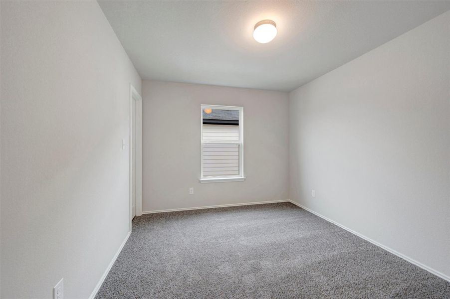 Spacious, unfurnished interior of a new home in Heritage, Dripping Springs (Image 16).