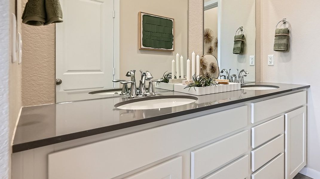 071125 A302 Plan302 Owners Bath F2