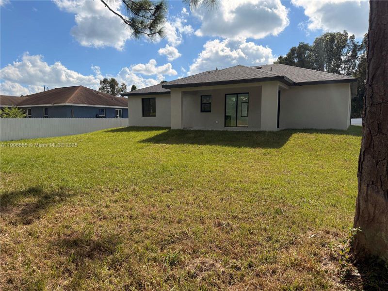Exterior details and patio area of a home in , Lehigh Acres (Image 21).