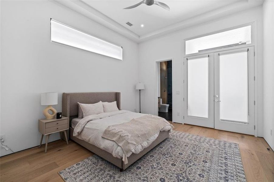 Furnished interior view inside a new home in , Atlanta (Image 9).