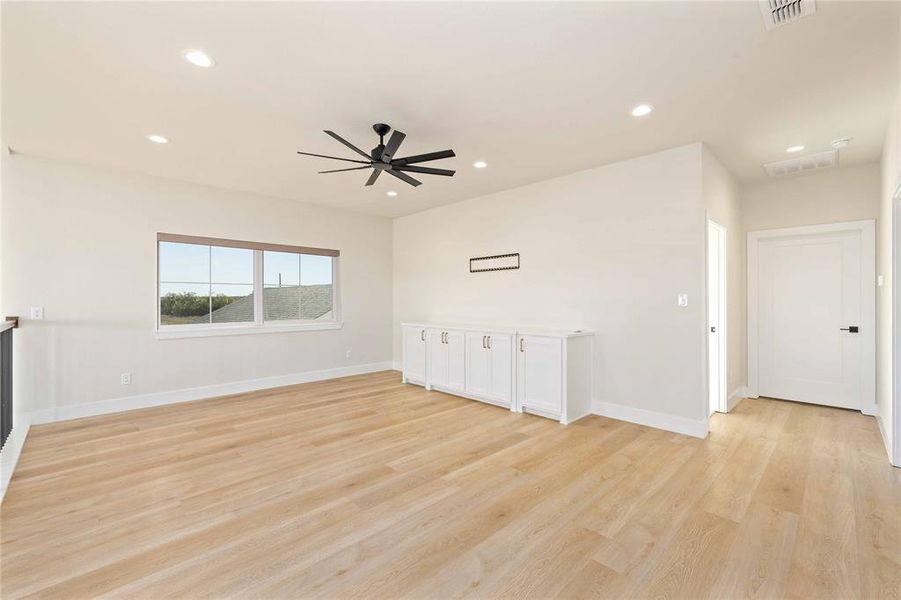 Spacious, unfurnished interior of a new home in , Coleman (Image 27).