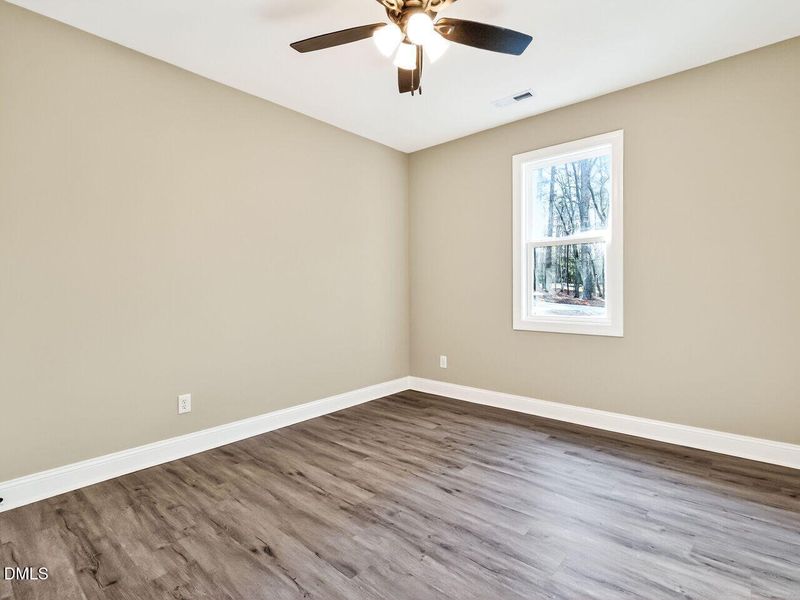 022-1280x960-bedroom