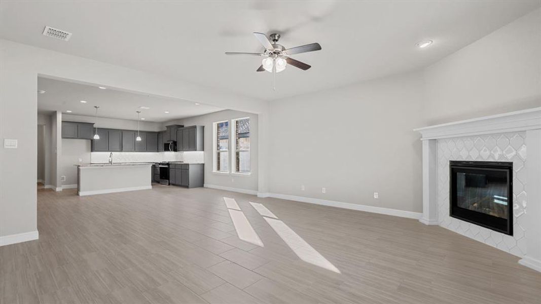 Spacious, unfurnished interior of a new home in Pecan Square, Northlake (Image 23). Spacious, unfurnished interior of a new home in Pecan Square, Northlake (Image 23).