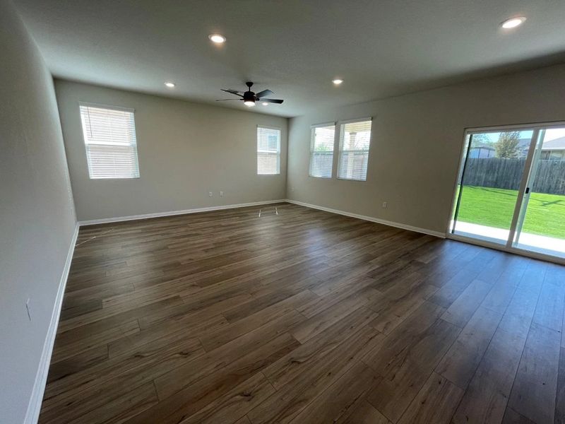 Spacious, unfurnished interior of a new home in Covered Bridge, Hutto (Image 21). Spacious, unfurnished interior of a new home in Covered Bridge, Hutto (Image 21).