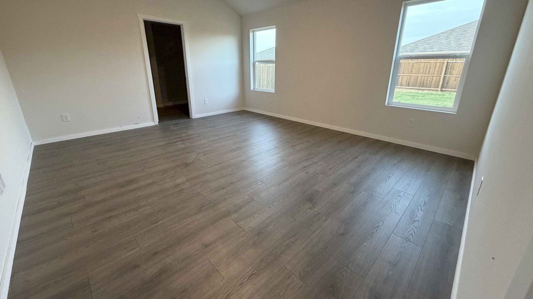 Spacious, unfurnished interior of a new home in Waverly Estates, Josephine (Image 6).