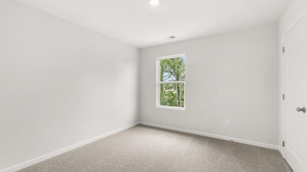 Spacious, unfurnished interior of a new home in Liberty Crossing, Braselton (Image 17).