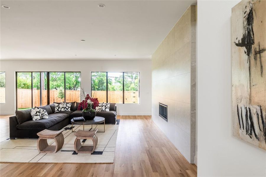 Furnished interior view inside a new home in , Dallas (Image 35).