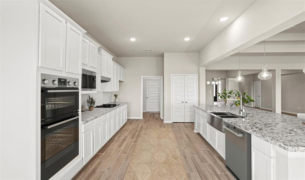 Plenty of counter and cabinet space (*Photo not of actual home and used for illustration purposes only.)