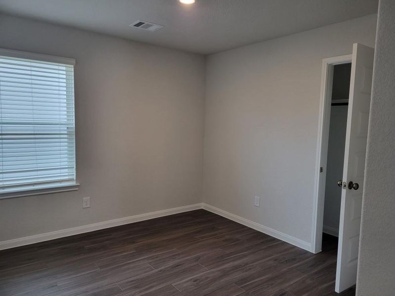 Spacious, unfurnished interior of a new home in River's Edge, Conroe (Image 20). Spacious, unfurnished interior of a new home in River's Edge, Conroe (Image 20).